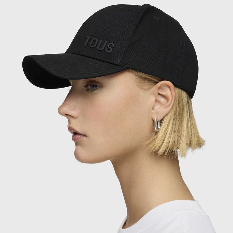 GORRA TOUS LOGO METAL NEGRO - NEGRO