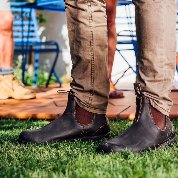 ELASTIC SIDE BOOT - BROWN