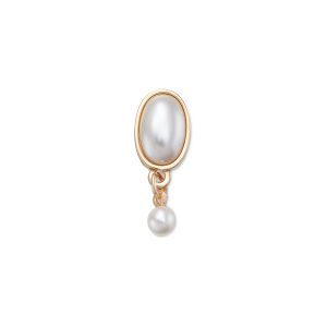 Tiny Pearl Dangle